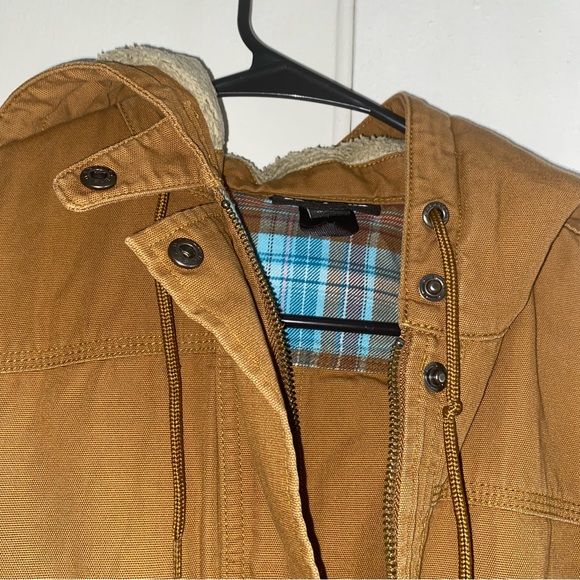 Embroidered Patagonia jacket - Picture 9 of 14